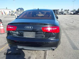 2013 Audi A6 Premium Plus с VIN WAUDFAFC7DN031355, выставлен на аукционе IAAI как лот 40638900 с пробегом 106 774 миль миль и . История ставок и продаж доступна на DreamBid. Изображение 16.
