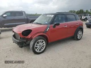 2015 MINI Countryman S z VIN WMWZC3C55FWT03592, wystawiony jako Copart lot #54563765 z przebiegiem 57 204 mil mil oraz Szkody całkowita. Historia ofert i sprzedaży dostępna na DreamBid. Obrazek 1.