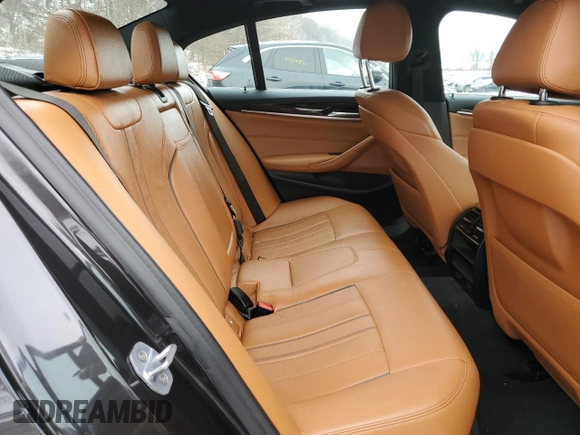 2019 BMW 5 Series 530i xDrive z VIN WBAJA7C52KWW22601, wystawiony jako Copart lot #43244135 z przebiegiem 99 958 mil mil oraz Szkoda całkowita • Salvage title. Historia ofert i sprzedaży dostępna na DreamBid. Obrazek 11.