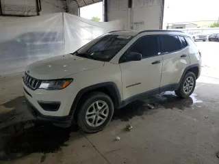 2018 Jeep Compass Sport с VIN 3C4NJDAB8JT239519, выставлен на аукционе Copart как лот 57216835 с пробегом 136 787 миль миль и Списание • Salvage title. История ставок и продаж доступна на DreamBid. Изображение 1.