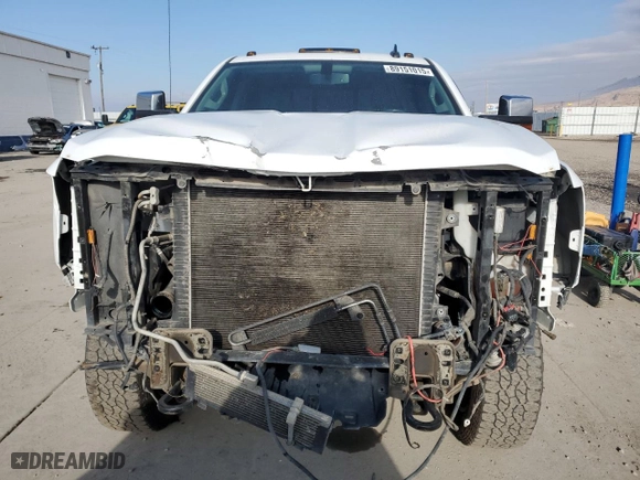 2016 Chevrolet Silverado 3500HD LTZ with VIN 1GC4K0C87GF179612, listed as a Copart auction lot 89151015 with 145,166 mi miles and Salvage Title. Bid and sale history available at carsss.com. Image 5.
