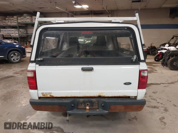 2004 Ford Ranger XL z VIN 1FTYR10D14TA08047, wystawiony jako IAAI lot #42831791 z przebiegiem 240 647 mil mil oraz . Historia ofert i sprzedaży dostępna na DreamBid. Obrazek 14.