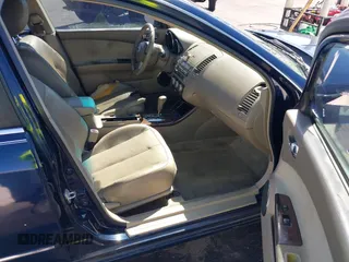 2005 Nissan Altima 2.5 S with VIN 1N4AL11D25C366699, listed as a IAAI auction lot 41889759 with 196,201 mi miles. Bid and sale history available at carsss.com. Image 5.
