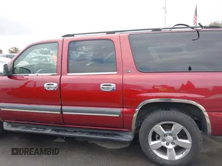 2003 Chevrolet Suburban LT with VIN 1GNEC16Z93J123780, listed as a IAAI auction lot 41462005 with 162,498 mi miles. Bid and sale history available at carsss.com. Image 14.