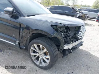 2021 Ford Explorer Platinum с VIN 1FM5K8HC7MGC28101, выставлен на аукционе IAAI как лот 42126938 с пробегом 20 257 миль миль и . История ставок и продаж доступна на DreamBid. Изображение 6.