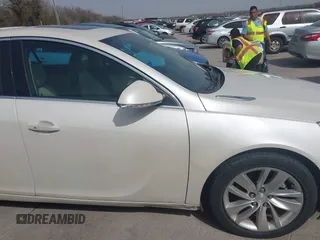 2015 Buick Regal Premium I with VIN 2G4GN5EX1F9248335, listed as a IAAI auction lot 41756684 with 134,435 mi miles. Bid and sale history available at carsss.com. Image 13.