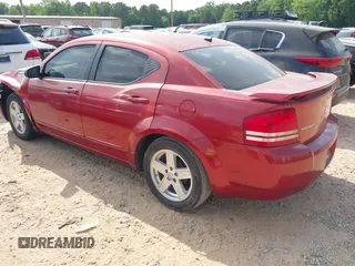 2008 Dodge Avenger SXT z VIN 1B3LC56K98N166608, wystawiony jako IAAI lot #42151275 z przebiegiem 203 663 mil mil oraz . Historia ofert i sprzedaży dostępna na DreamBid. Obrazek 3.