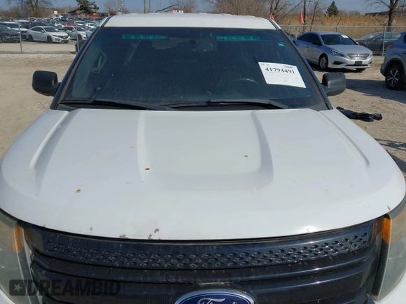 2013 Ford Police Interceptor Utility z VIN 1FM5K8ARXDGC73841, wystawiony jako IAAI lot #41794491 z przebiegiem 177 368 mil mil oraz . Historia ofert i sprzedaży dostępna na DreamBid. Obrazek 17.