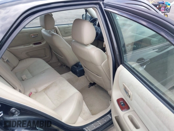 2001 Lexus IS 300/350 z VIN JTHBD182X10010575, wystawiony jako IAAI lot #42085841 z przebiegiem 148 020 mil mil oraz . Historia ofert i sprzedaży dostępna na DreamBid. Obrazek 8.