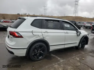 2024 Volkswagen Tiguan SE R-Line Black with VIN 3VV8B7AX6RM190447, listed as a Copart auction lot 49681975 with 3,203 mi miles and Salvage Title. Bid and sale history available at carsss.com. Image 3.