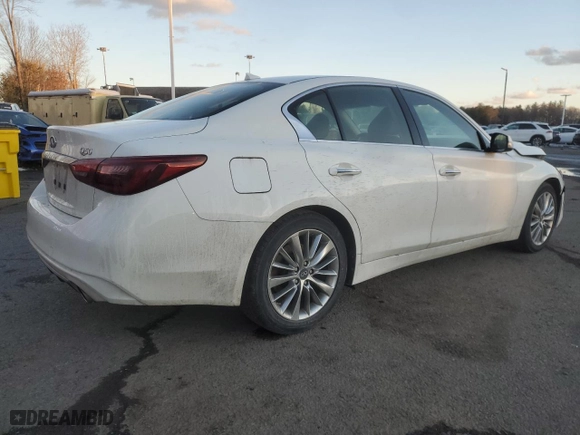 2018 Infiniti Q50 3.0t LUXE with VIN JN1EV7AR4JM442631, listed as a Copart auction lot 43940665 with 128,929 mi miles and Salvage Title. Bid and sale history available at carsss.com. Image 3.