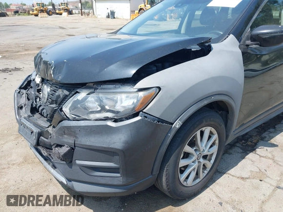 2019 Nissan Rogue SV with VIN KNMAT2MT5KP529742, listed as a IAAI auction lot 42412697 with 235,712 mi miles and . Bid and sale history available at DreamBid. Image 17.