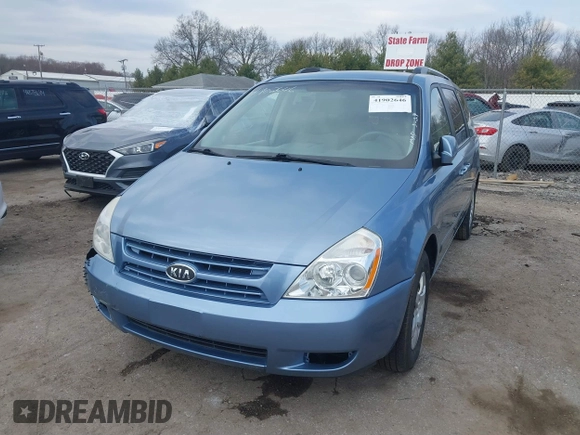 2010 Kia Sedona LX with VIN KNDMG4C36A6326605, listed as a IAAI auction lot 41902646 with 0 mi miles. Bid and sale history available at carsss.com. Image 2.