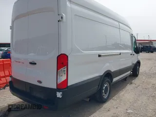 2023 Ford Transit Cargo z VIN 1FTBR3X83PKA69906, wystawiony jako IAAI lot #41755937 z przebiegiem 35 484 mil mil oraz . Historia ofert i sprzedaży dostępna na DreamBid. Obrazek 4.