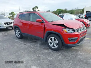 2018 Jeep Compass Latitude with VIN 3C4NJCBB1JT469511, listed as a IAAI auction lot 41609600 with 44,985 mi miles. Bid and sale history available at carsss.com. Image 1.