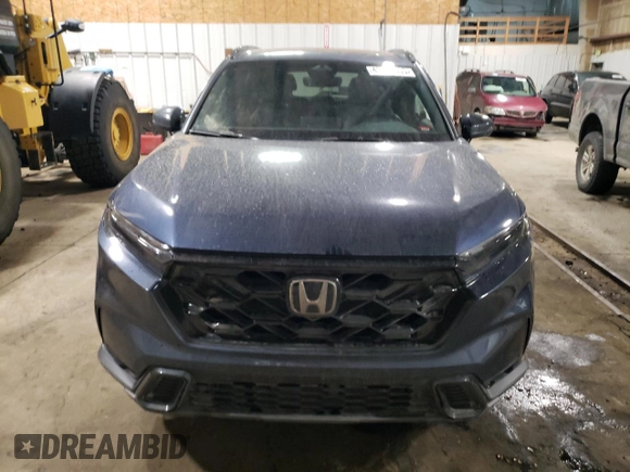 2025 Honda CR-V Sport-L with VIN 7FARS6H83SE042587, listed as a Copart auction lot 42228635 with 3,391 mi miles and Salvage Title. Bid and sale history available at DreamBid. Image 5.