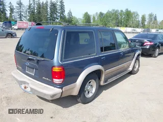 1998 Ford Explorer XLT z VIN 1FMZU35P3WZB28624, wystawiony jako IAAI lot #42142177 z przebiegiem 208 589 mil mil oraz . Historia ofert i sprzedaży dostępna na DreamBid. Obrazek 4.