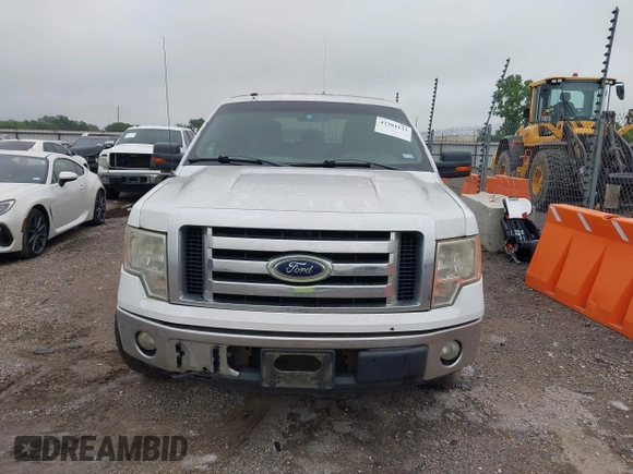 2012 Ford F-150 XL z VIN 1FTEW1CM5CFA25907, wystawiony jako IAAI lot #42304133 z przebiegiem 380 246 mil mil oraz . Historia ofert i sprzedaży dostępna na DreamBid. Obrazek 12.
