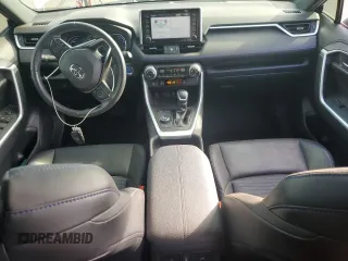 2021 Toyota RAV4 Hybrid XSE with VIN JTME6RFV9MJ011736, listed as a Copart auction lot 42835495 with 49,055 mi miles and Salvage title. Bid and sale history available at DreamBid. Image 8.