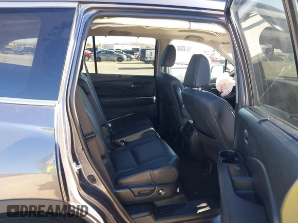 2022 Honda Pilot Special Edition with VIN 5FNYF5H27NB013972, listed as a IAAI auction lot 41219766 with 52,291 mi miles and . Bid and sale history available at carsss.com. Image 8.