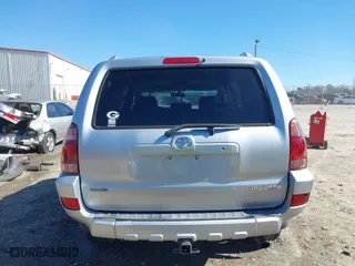 2005 Toyota 4Runner SR5 with VIN JTEZU14R350062795, listed as a IAAI auction lot 41651755 with 299,223 mi miles. Bid and sale history available at carsss.com. Image 16.
