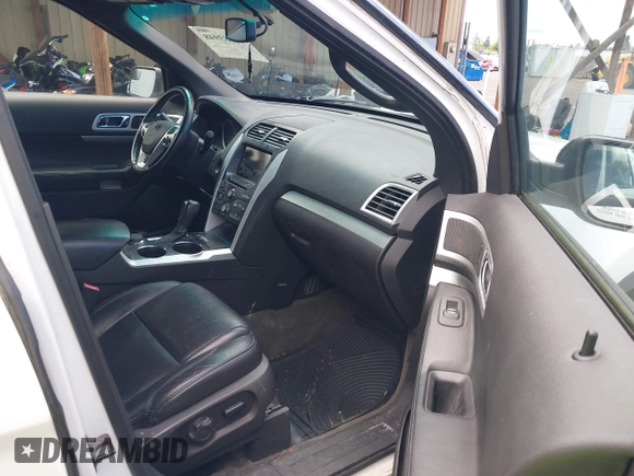 2013 Ford Explorer XLT with VIN 1FM5K8D89DGA72578, listed as a IAAI auction lot 42183948 with 217,018 mi miles and . Bid and sale history available at DreamBid. Image 5.