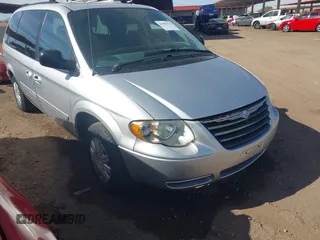 2007 Chrysler Town & Country LWB LX with VIN 1A4GP44R97B190769, listed as a IAAI auction lot 41455420 with 196,974 mi miles. Bid and sale history available at carsss.com. Image 1.