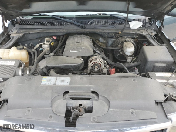 2007 Chevrolet Silverado 1500 Classic LS with VIN 2GCEC13V771108303, listed as a Copart auction lot 51127025 with 324,717 mi miles and Salvage Title. Bid and sale history available at carsss.com. Image 12.
