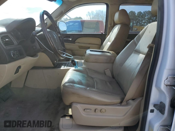 2013 GMC Yukon Denali with VIN 1GKS2EEF8DR123810, listed as a Copart auction lot 49835325 with 170,284 mi miles and Clean Title. Bid and sale history available at carsss.com. Image 7.