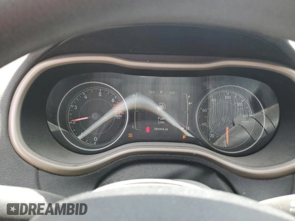 2016 Jeep Cherokee Altitude with VIN 1C4PJMAB6GW153797, listed as a Copart auction lot 56411505 with 253,304 mi miles and Non repairable. Bid and sale history available at DreamBid. Image 9.