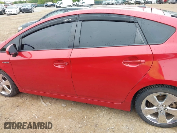 2015 Toyota Prius Four z VIN JTDKN3DUXF1887604, wystawiony jako IAAI lot #42341221 z przebiegiem 123 196 mil mil oraz . Historia ofert i sprzedaży dostępna na DreamBid. Obrazek 14.
