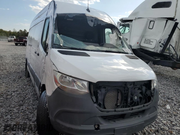 2021 Freightliner Sprinter z VIN W2Y4DCHY8MT047118, wystawiony jako Copart lot #73274434 z przebiegiem Nie podano mil oraz Szkody całkowita. Historia ofert i sprzedaży dostępna na DreamBid. Obrazek 4.