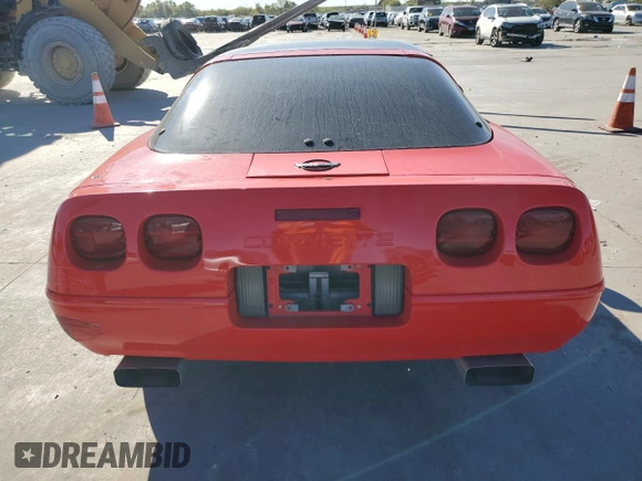 1996 Chevrolet Corvette z VIN 1G1YY22P2T5120318, wystawiony jako Copart lot #80944224 z przebiegiem 90 625 mil mil oraz Szkoda całkowita • Salvage title. Historia ofert i sprzedaży dostępna na DreamBid. Obrazek 6.