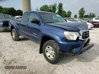 2015 Toyota Tacoma z VIN 5TFUX4EN6FX031844, wystawiony jako Copart lot #60068045 z przebiegiem 125 318 mil mil oraz Czysty tytuł • Clean title. Historia ofert i sprzedaży dostępna na DreamBid. Obrazek 13.