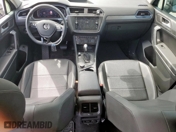 2020 Volkswagen Tiguan SE with VIN 3VV2B7AX0LM060645, listed as a Copart auction lot 51286495 with 63,274 mi miles and Salvage Title. Bid and sale history available at DreamBid. Image 8.