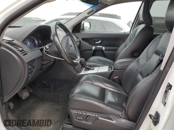 2014 Volvo XC90 R-Design with VIN YV4952CF8E1692236, listed as a Copart auction lot 69863994 with 87,523 mi miles and Clean Title. Bid and sale history available at DreamBid. Image 7.