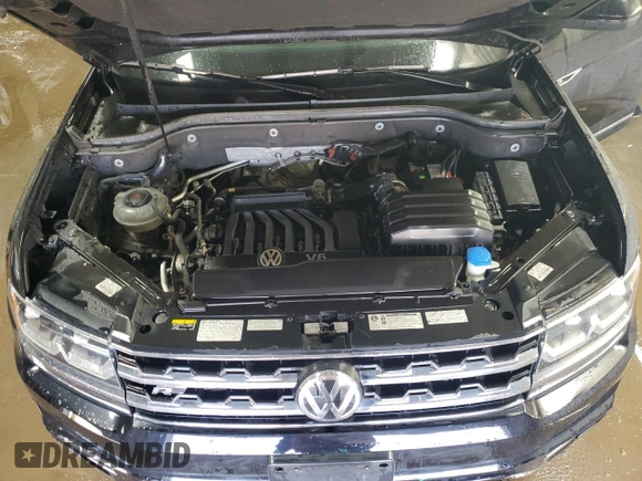 2019 Volkswagen Atlas SEL R-Line with VIN 1V2RR2CA6KC564779, listed as a Copart auction lot 52622765 with 52,615 mi miles and Salvage title. Bid and sale history available at DreamBid. Image 12.