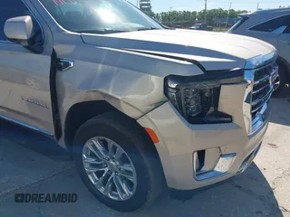 2021 GMC Yukon SLT with VIN 1GKS1BKD3MR168352, listed as a IAAI auction lot 41832252 with 95,750 mi miles. Bid and sale history available at carsss.com. Image 6.