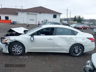 2015 Nissan Altima S z VIN 1N4AL3AP7FN380657, wystawiony jako IAAI lot #41883719 z przebiegiem 155 176 mil mil oraz . Historia ofert i sprzedaży dostępna na DreamBid. Obrazek 14.