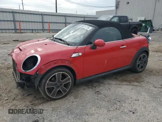 2013 MINI Roadster S z VIN WMWSY3C56DT593939, wystawiony jako Copart lot #65237724 z przebiegiem 87 861 mil mil oraz Szkody całkowita. Historia ofert i sprzedaży dostępna na DreamBid. Obrazek 1.