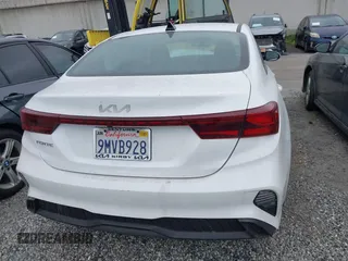 2024 Kia Forte LXS with VIN 3KPF24ADXRE801620, listed as a IAAI auction lot 41861531 with 1,786 mi miles. Bid and sale history available at carsss.com. Image 17.