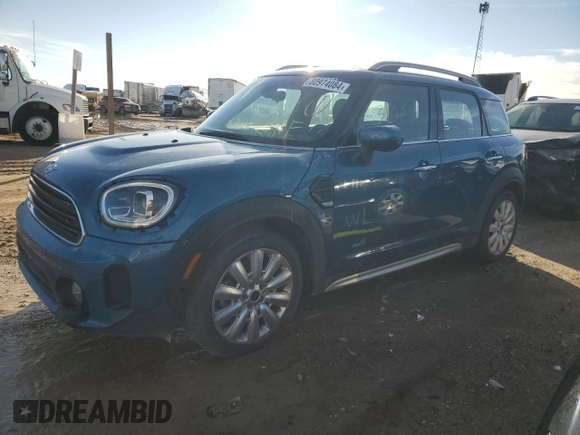 2022 MINI Countryman Cooper with VIN WMZ43BR06N3N37520, listed as a Copart auction lot 80974084 with 31,037 mi miles and Salvage title. Bid and sale history available at DreamBid. Image 1.
