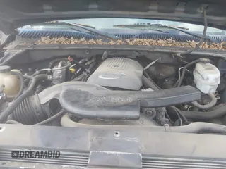 2004 Chevrolet Tahoe LS with VIN 1GNEK13Z64R283822, listed as a IAAI auction lot 42149381 with 240,624 mi miles. Bid and sale history available at carsss.com. Image 10.