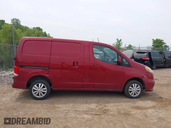 2015 Chevrolet City Express Cargo LT z VIN 3N63M0ZNXFK733123, wystawiony jako IAAI lot #42504510 z przebiegiem 188 296 mil mil oraz . Historia ofert i sprzedaży dostępna na DreamBid. Obrazek 13.