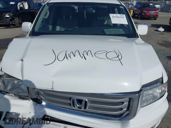 2013 Honda Ridgeline RTL with VIN 5FPYK1F50DB003971, listed as a IAAI auction lot 41946344 with 240,051 mi miles. Bid and sale history available at carsss.com. Image 10.