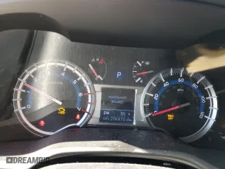 2014 Toyota 4Runner SR5 with VIN JTEZU5JRXE5065269, listed as a Copart auction lot 47324325 with 206,470 mi miles and Clean Title. Bid and sale history available at carsss.com. Image 9.