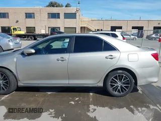 2014 Toyota Camry L with VIN 4T4BF1FK9ER393634, listed as a IAAI auction lot 41641748 with 52,017 mi miles. Bid and sale history available at carsss.com. Image 15.
