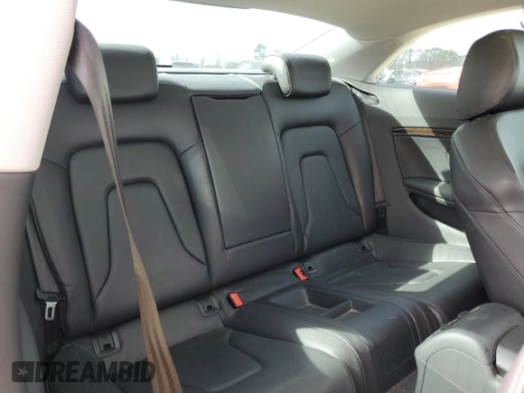 2015 Audi A5 Premium Plus z VIN WAUMFAFRXFA048651, wystawiony jako Copart lot #43562825 z przebiegiem Nie podano mil oraz Szkoda całkowita • Salvage title. Historia ofert i sprzedaży dostępna na DreamBid. Obrazek 10.