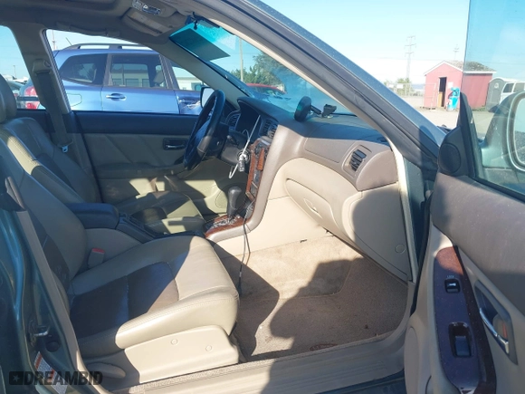 2001 Subaru Legacy Wagon Outback H6 L.L. Bean Edition with VIN 4S3BH806517626205, listed as a IAAI auction lot 42087202 with 188,538 mi miles. Bid and sale history available at carsss.com. Image 5.