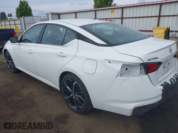 2024 Nissan Altima SR z VIN 1N4BL4CV5RN364421, wystawiony jako IAAI lot #42299917 z przebiegiem 36 169 mil mil oraz . Historia ofert i sprzedaży dostępna na DreamBid. Obrazek 3.